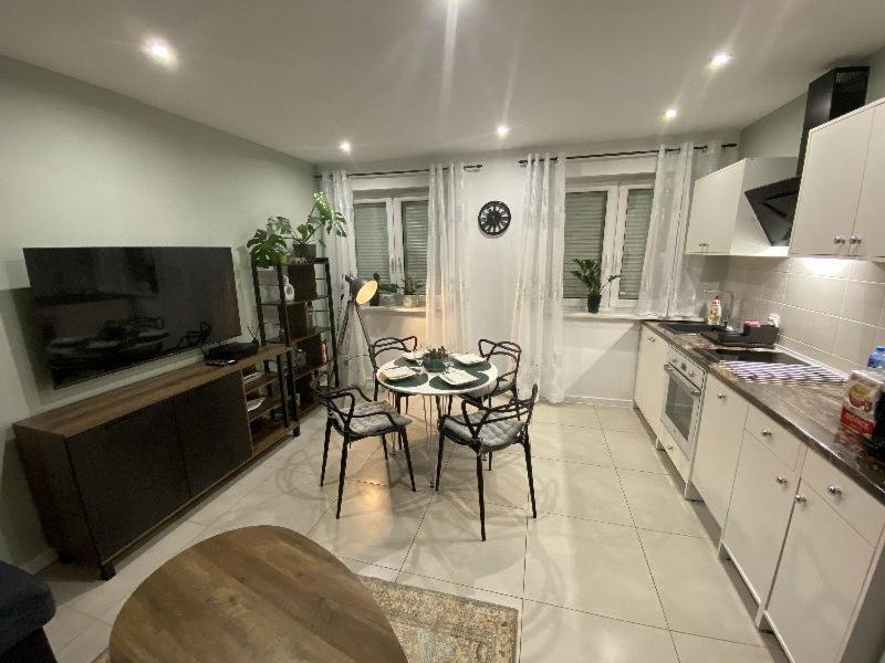 Apartament Blogi Sen III - Komfortowy Nocleg W Spokojnej Lokalizacji Zabrze Exteriör bild